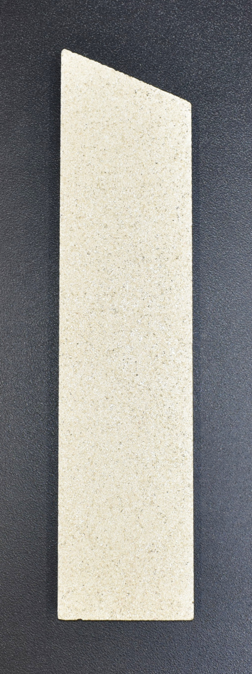 Justus P50-5 Zijsteen links B