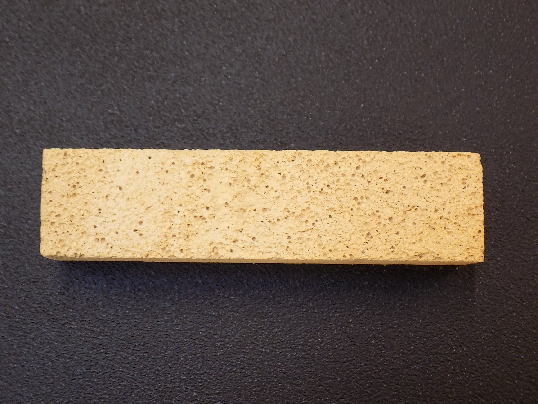 Eurotherm Rubin Bodemsteen voorkant rechts A