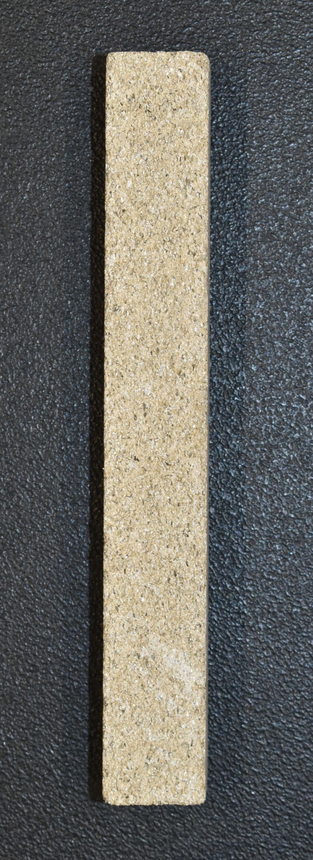 Thorma Meran Zijsteen rechts voorkant